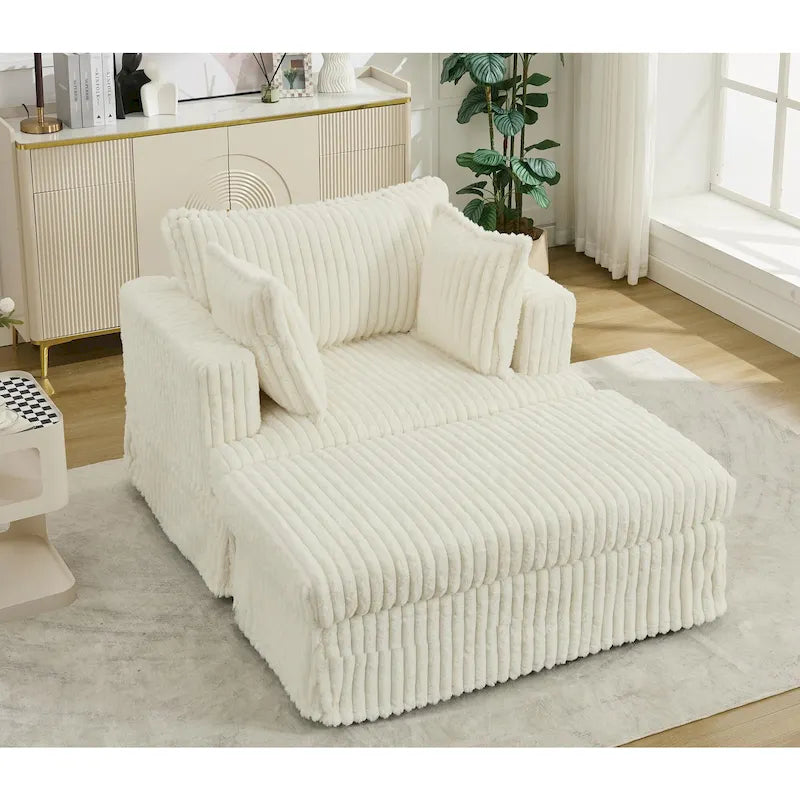 Übergroßer gepolsterter Chaiselongue-Sessel mit Hocker und Kissen