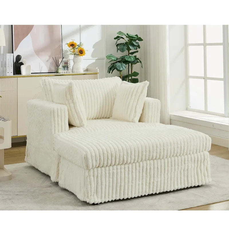 Übergroßer gepolsterter Chaiselongue-Sessel mit Hocker und Kissen