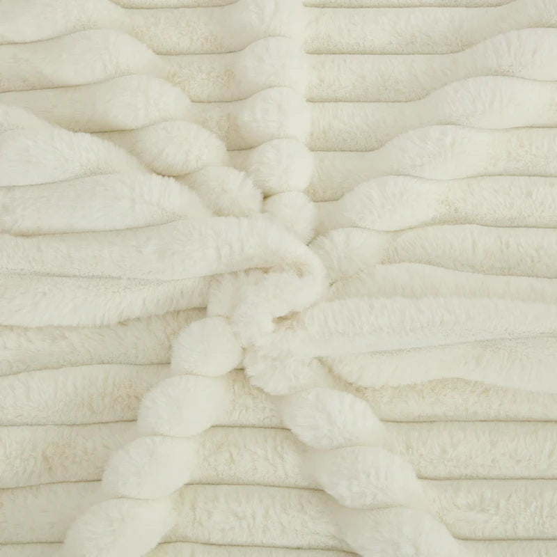 Übergroßer gepolsterter Chaiselongue-Sessel mit Hocker und Kissen