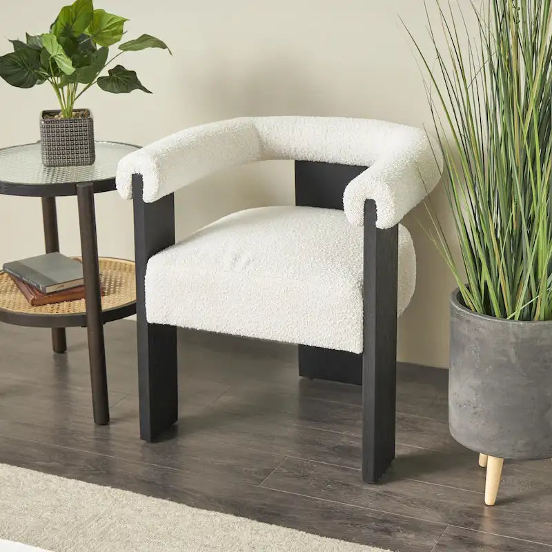 Runder Akzentstuhl aus Bouclé-Polyester mit geschwungener Rückenlehne im Mid-Century-Modern-Stil für das Wohnzimmer